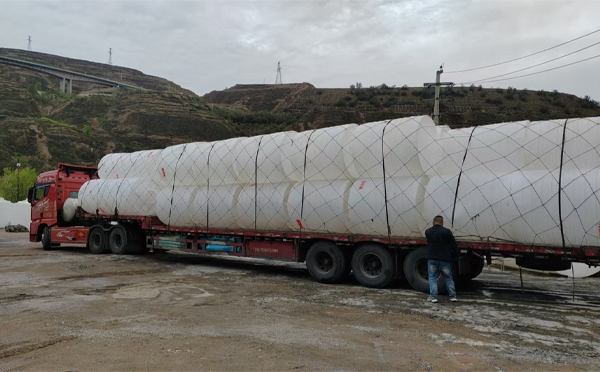 金川PE吨桶交付中